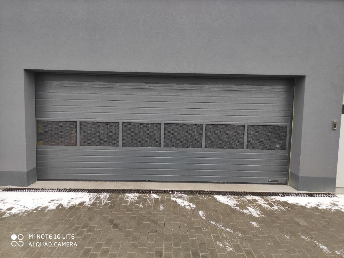Apartament Pileckiego Nowy Dwor Mazowiecki Modlin Airport Extérieur photo